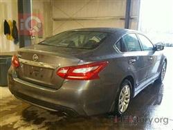 نيسان ألتيما